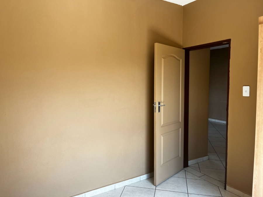 2 Bedroom Property for Sale in Brits North West